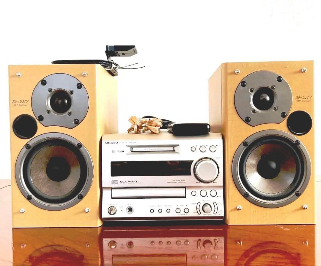 【推奨の逸品】ONKYO CD/MD チュナーアンプ　FR-X7 リモコン付き