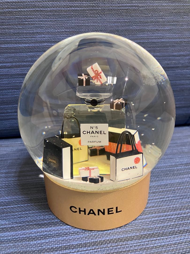 【11/7限定価格】CHANEL 2021 スノードーム 100周年 シャネル