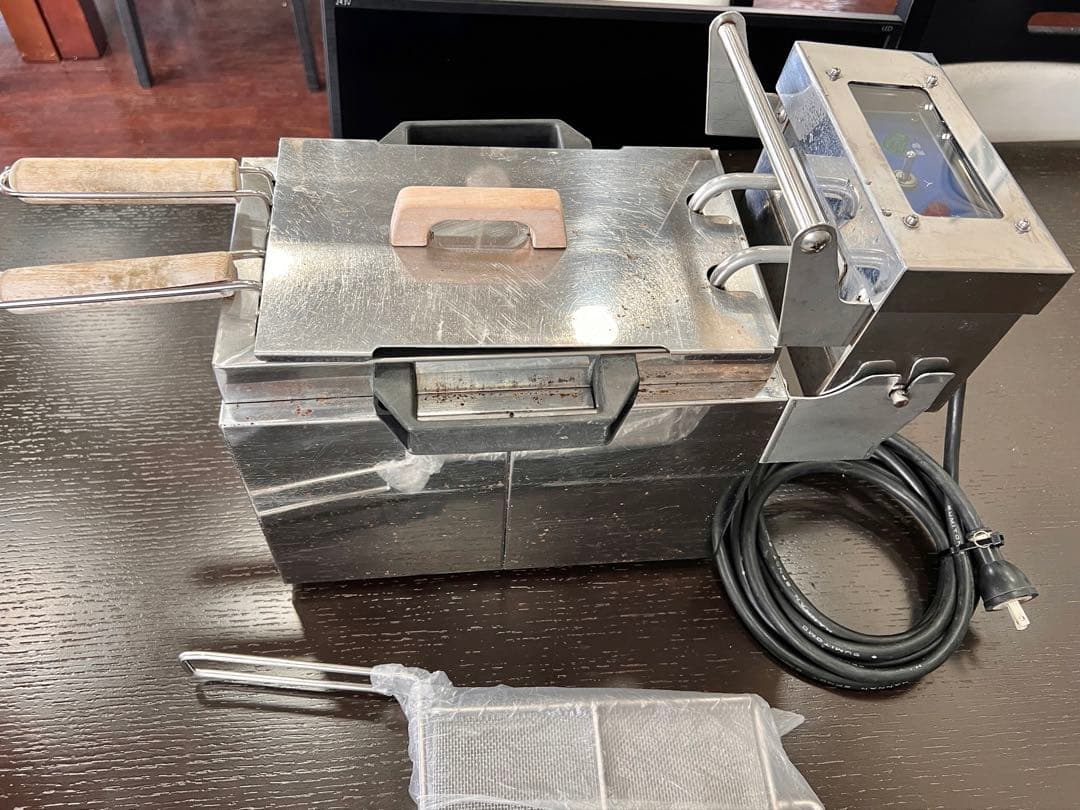 ゆで麺機 冷凍麺釜　卓上　業務用　TFE型　電気調理器具 100V ステンレス製