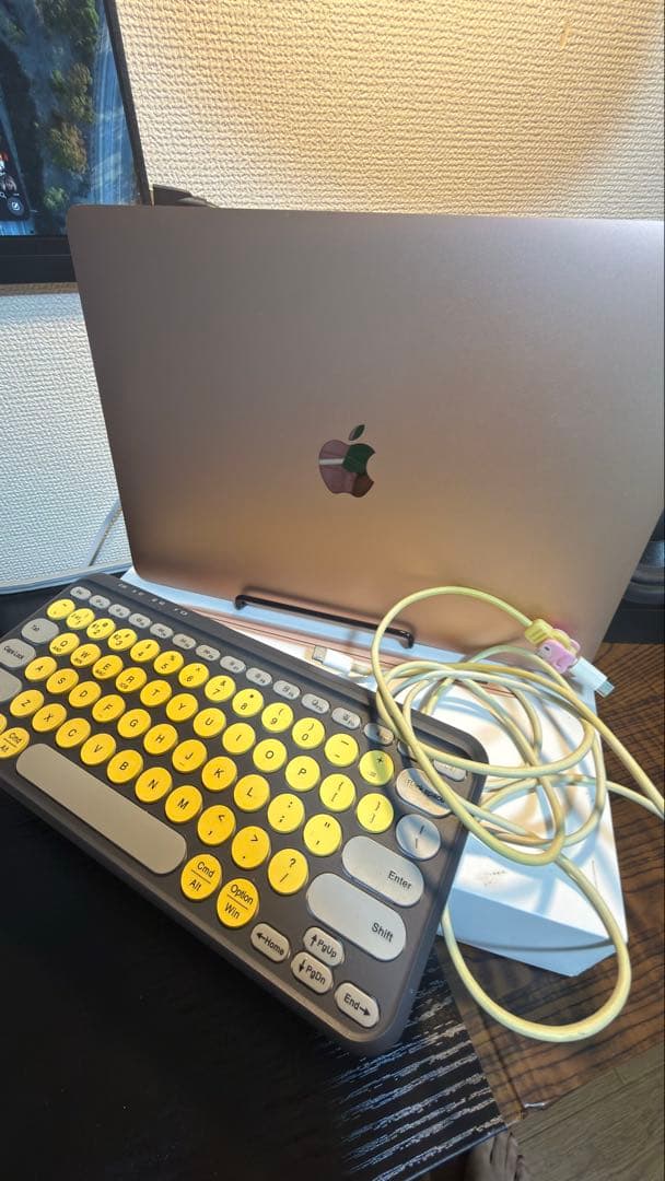 MacBook Air i5 16GB 512GB 8コアGPU US配列