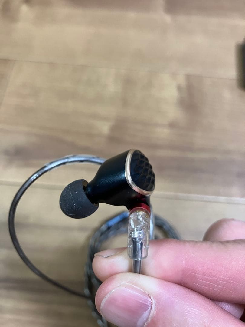 FiiO FH15 ハイブリッドBA型MMCXリケーブル可能