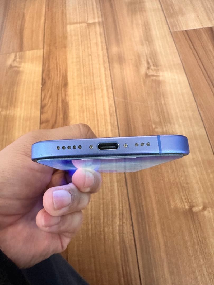 『美品』iPhone16 256gb ウルトラマリン　SIMフリー