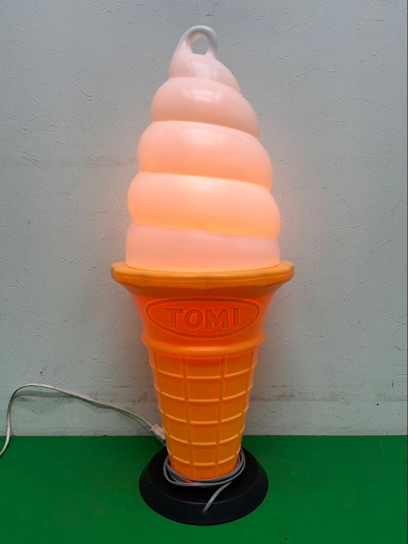 TOMI スジャータシルクアイス　ソフトクリームオブジェ あんどん大　点灯式