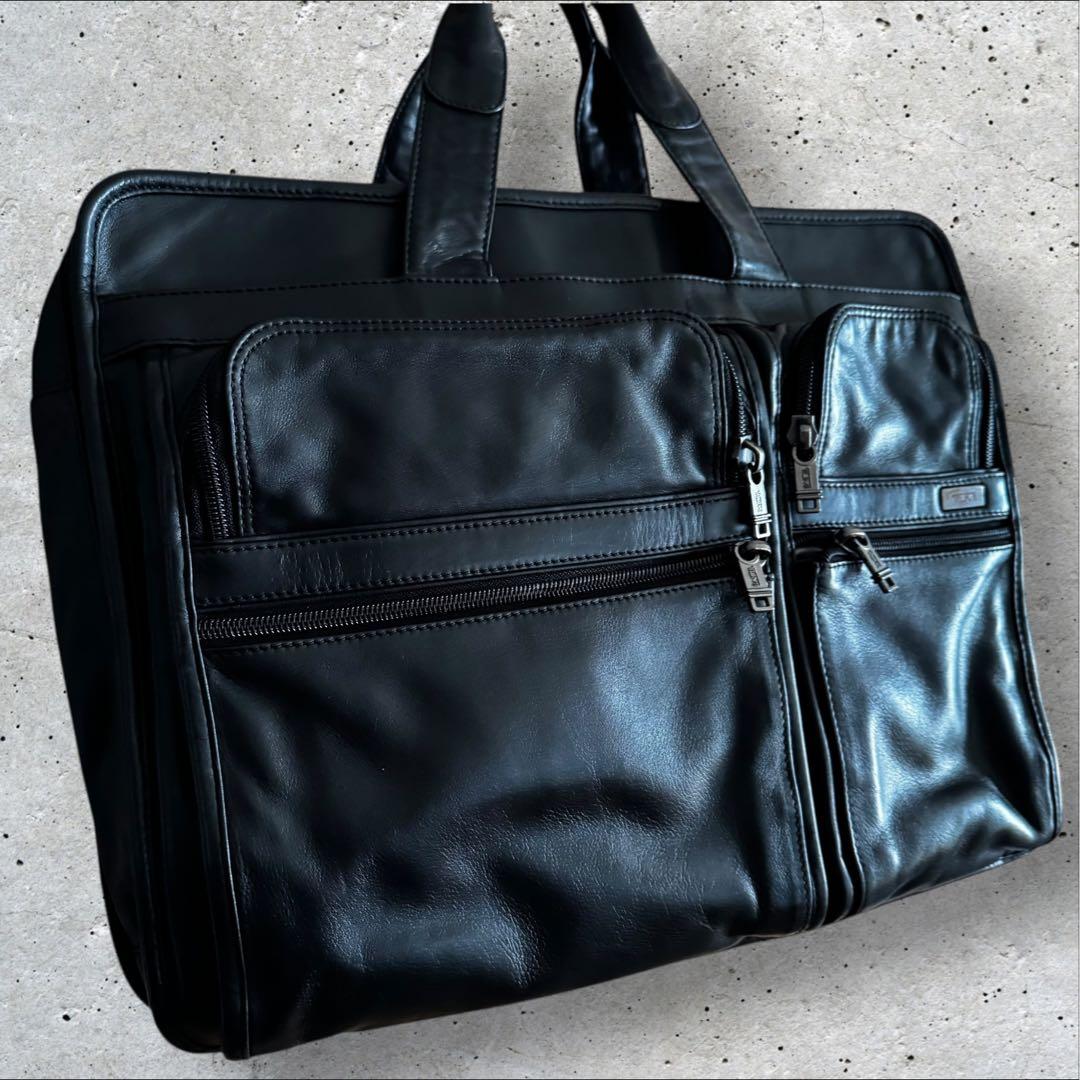 TUMI ミディアム エクスパンダブル オーガナイザー ブリーフ オールレザー