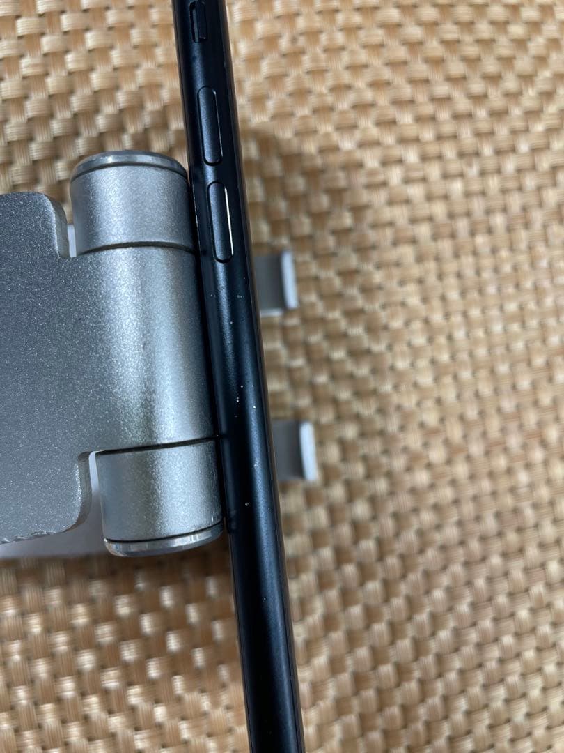 iPhone SE 第3世代 64 GB ミッドナイトSIMフリー【9867】