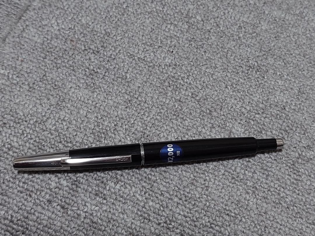2代目キャップレス　万年筆