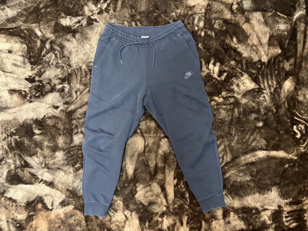 【年末大掃除品】 ナイキ　テックフリース　セットアップ　ブラック