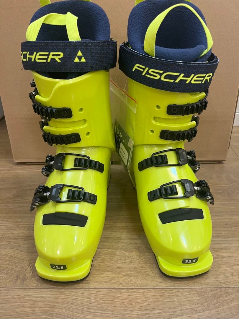 スキーブーツ　フィッシャー　22.5