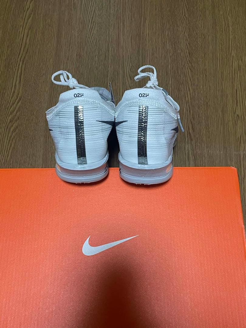 ナイキ　ランニングシューズ　ストリークフライ2 26