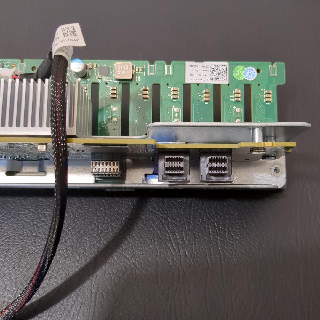 Dell サーバー用 2.5インチ SAS/SATA 16ベイ バックプレーン