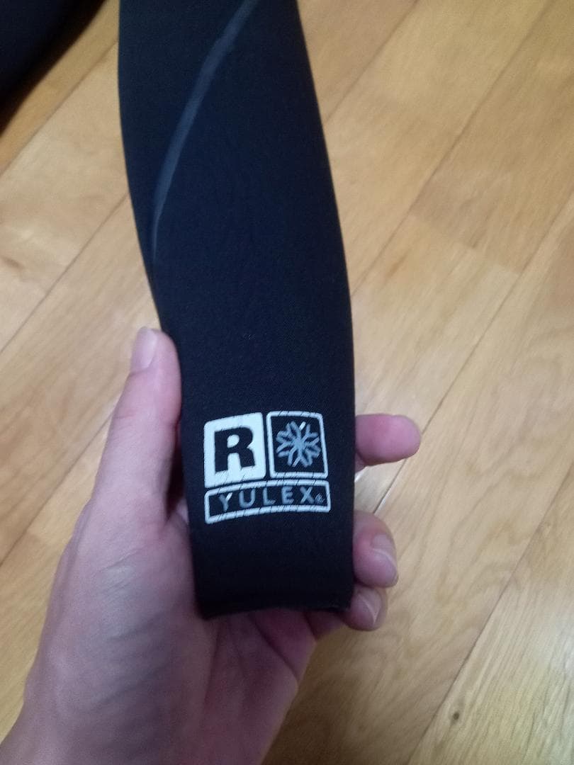 パタゴニア patagonia フルスーツ　フロントジップフード付き