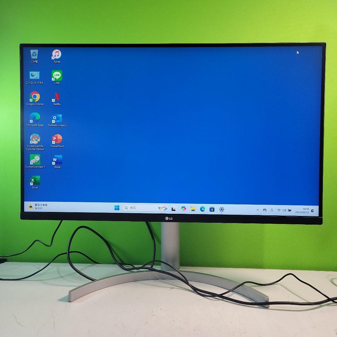 LGモニター32UN650-W 31.5インチ/4K 動作品