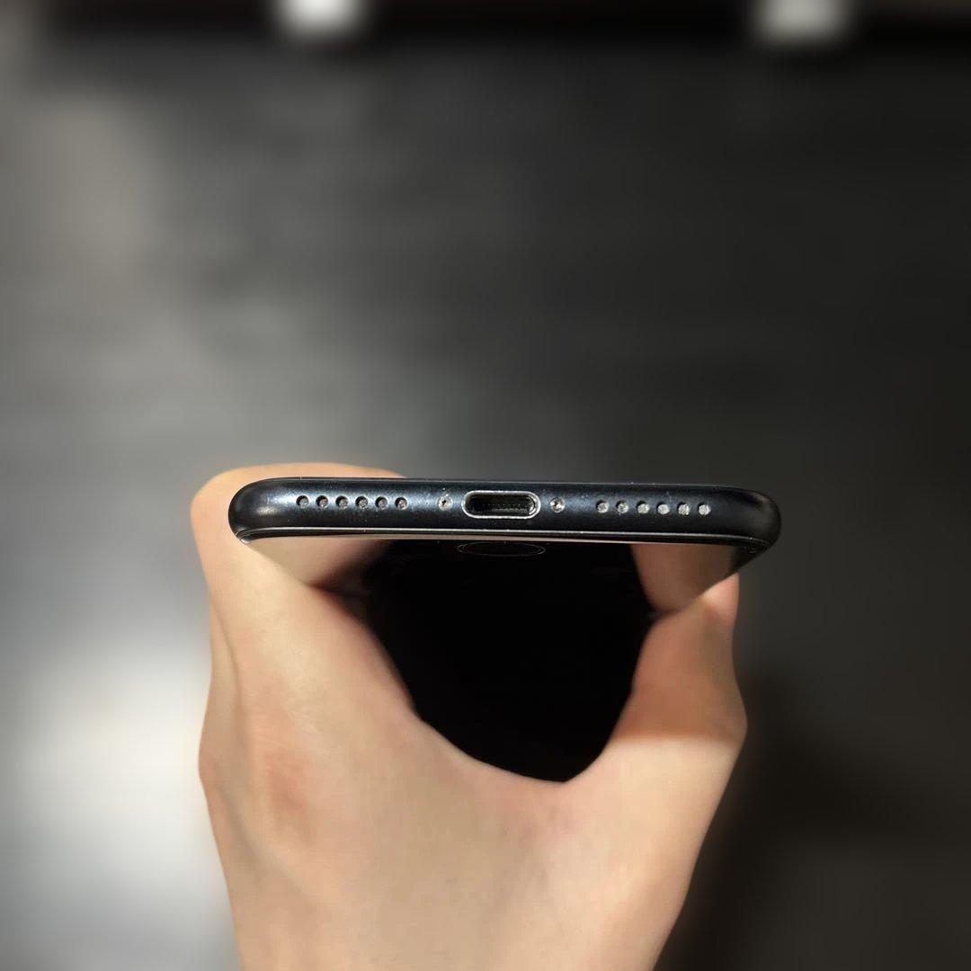 iPhone SE (第3世代) 256GBミッドナイト 箱有