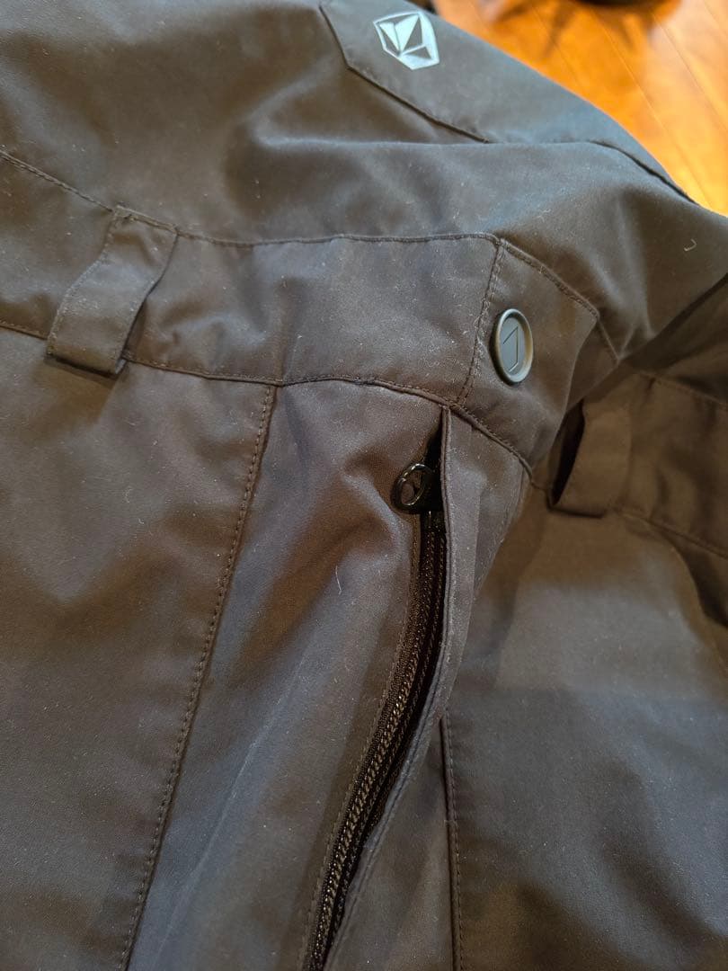 VOLCOM キッズ ビブパンツ　XLサイズ