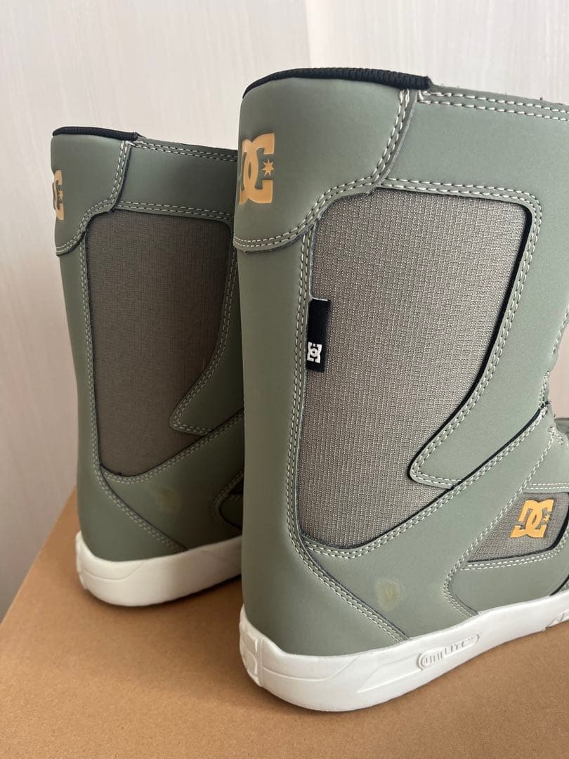 DC WOMENS PHASE BOA OVSウィメンズ フェーズボアスノーボー