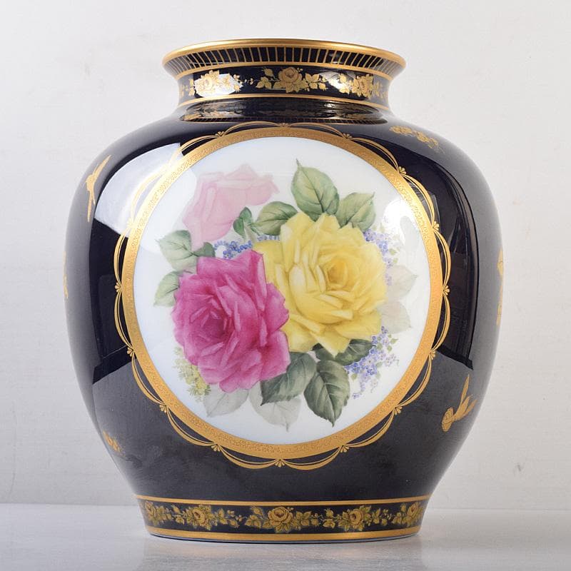 大倉陶園　OKURA　ART　CHINA　瑠璃色絵金彩　花鳥文瓶　JR8801B