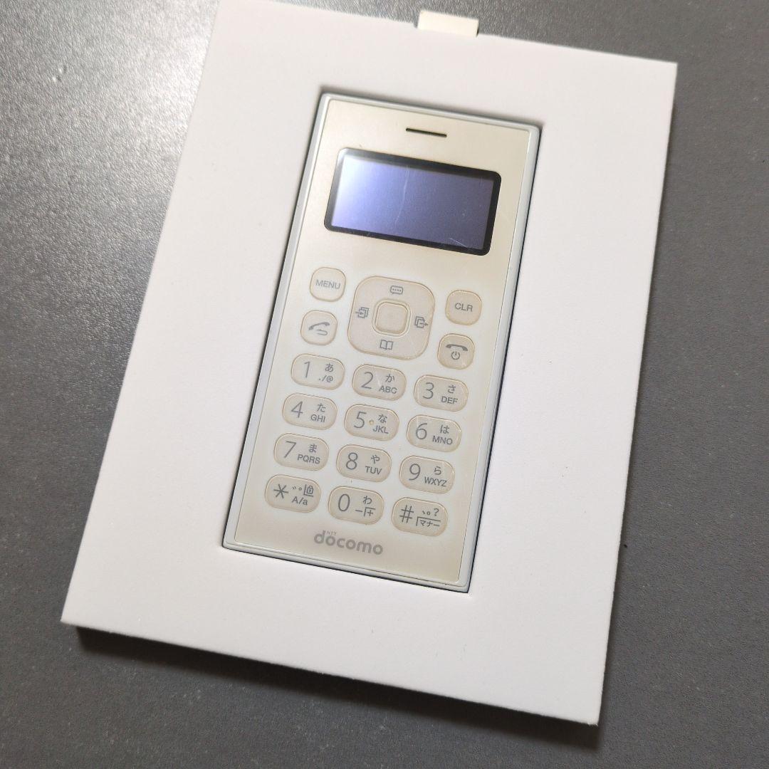 docomo ホワイト ワンナンバーフォン ON 01 携帯電話本体