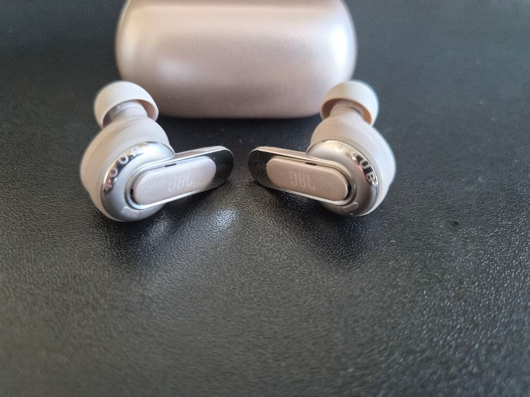 【10/11本日発送】JBL Tour pro 3 ラテ　ノイズキャンセリング