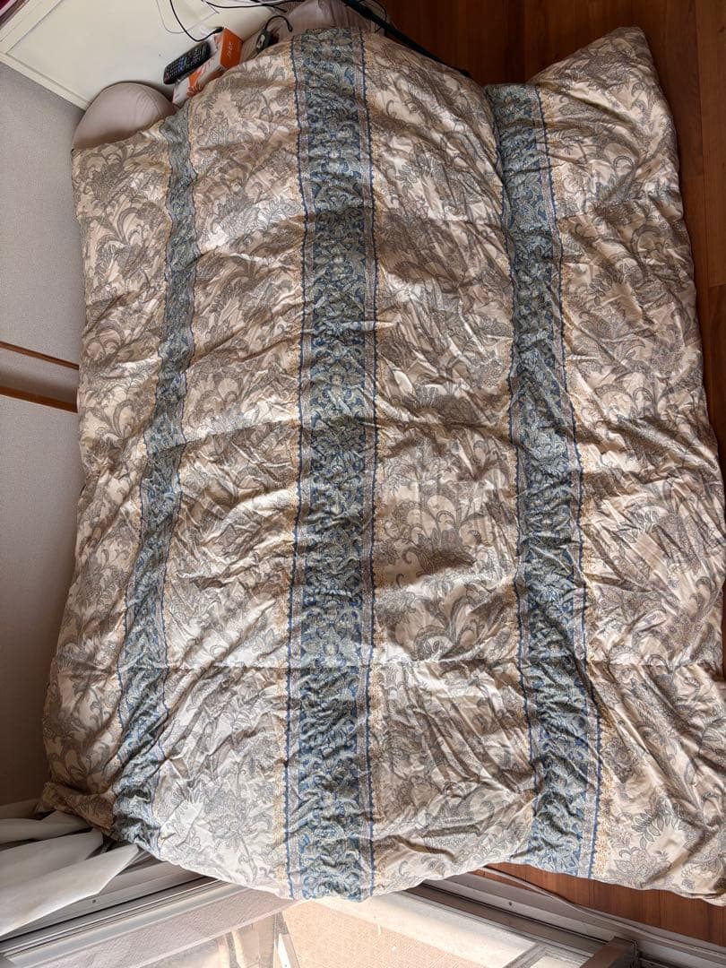 【中古】二層式高級羽毛布団　サンドラ190x210cm