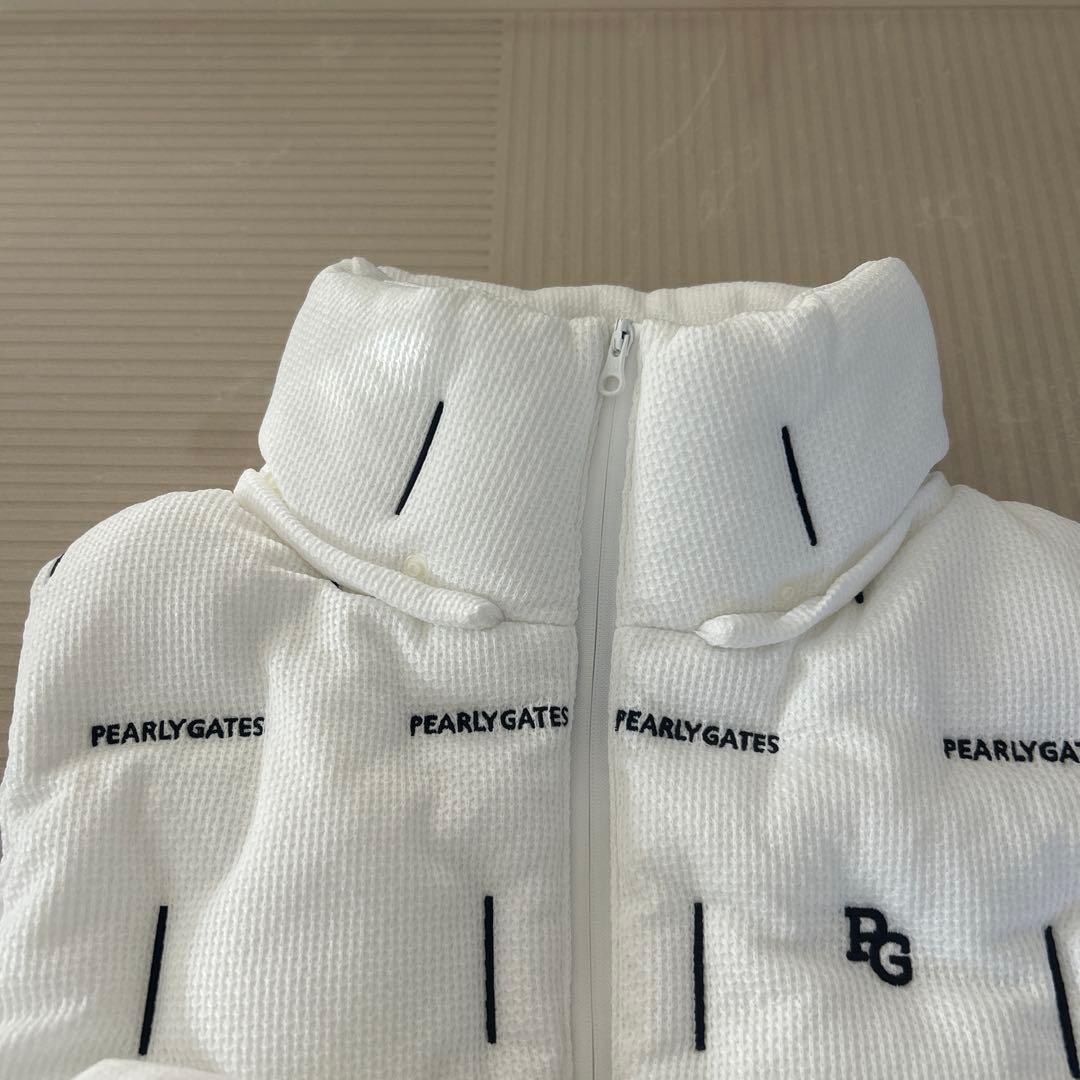 PEARLY GATES フード付きダウンベストこちら最終お値下げです。
