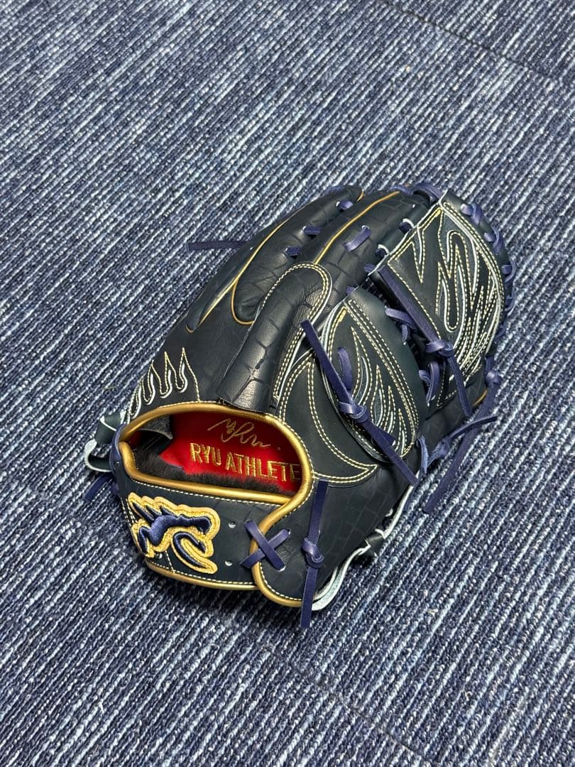 【期間限定値下9/7迄】RYU TU902 8周年 グローブ