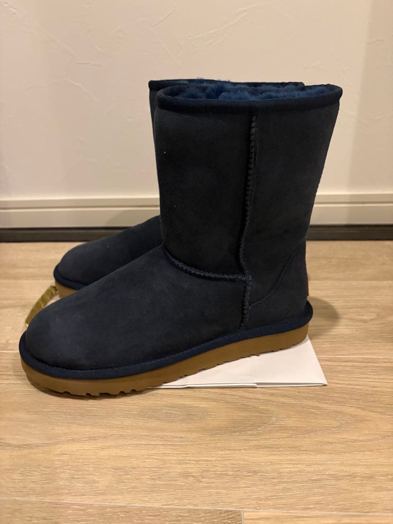 UGG ネイビー ムートンブーツ