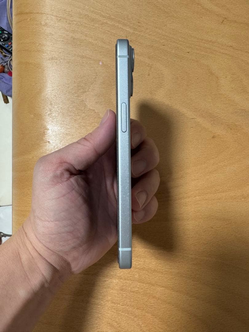 Apple iPhone 15 本体