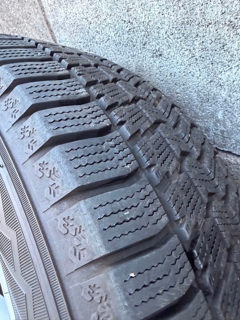 トヨタ ライズ ロッキー 16インチ スタッドレスタイヤセット195/65R16