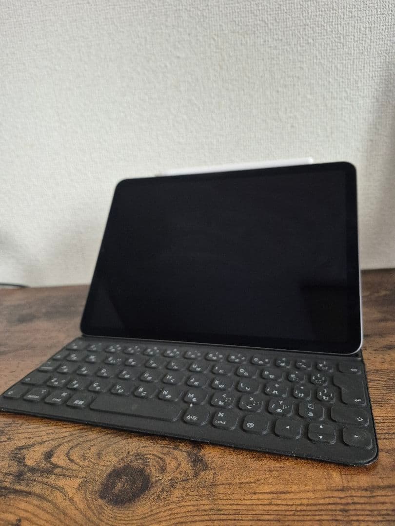 iPadair 第5世代M1チップ搭載 純正キーボード　Apple Pencil
