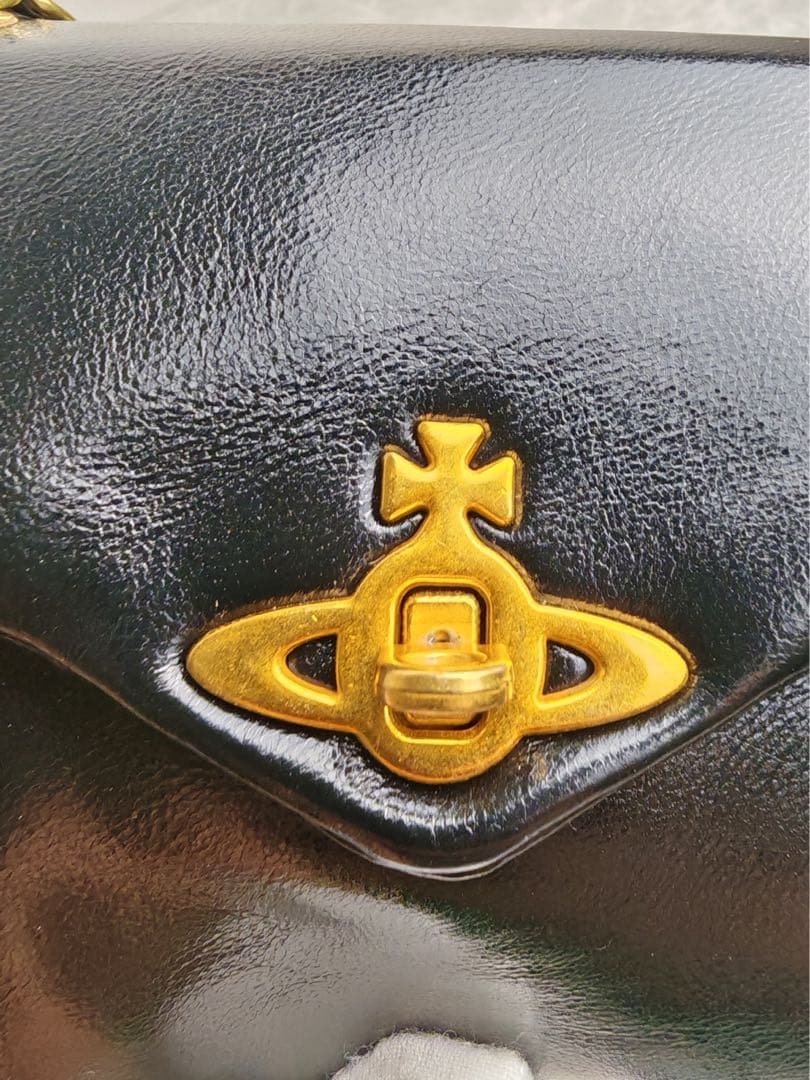 Vivienne Westwood　ブラック　チェーンショルダーバッグ　美品