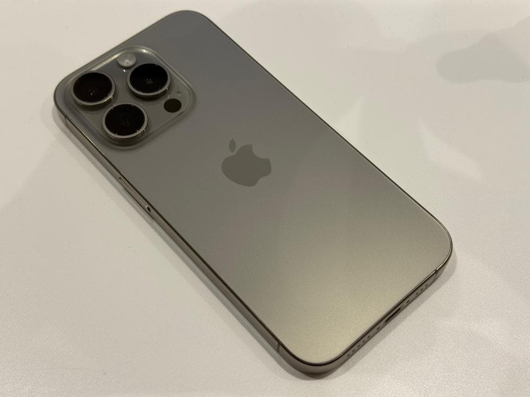 iPhone 15 Pro 128GB 香港版 デュアルSIM ジャンク