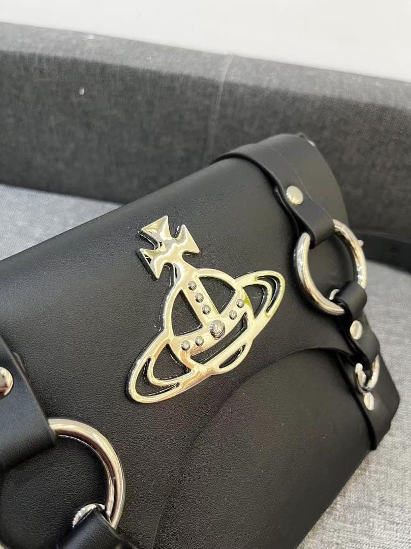 VIVIENNE WESTWOOD ショルダーバッグ