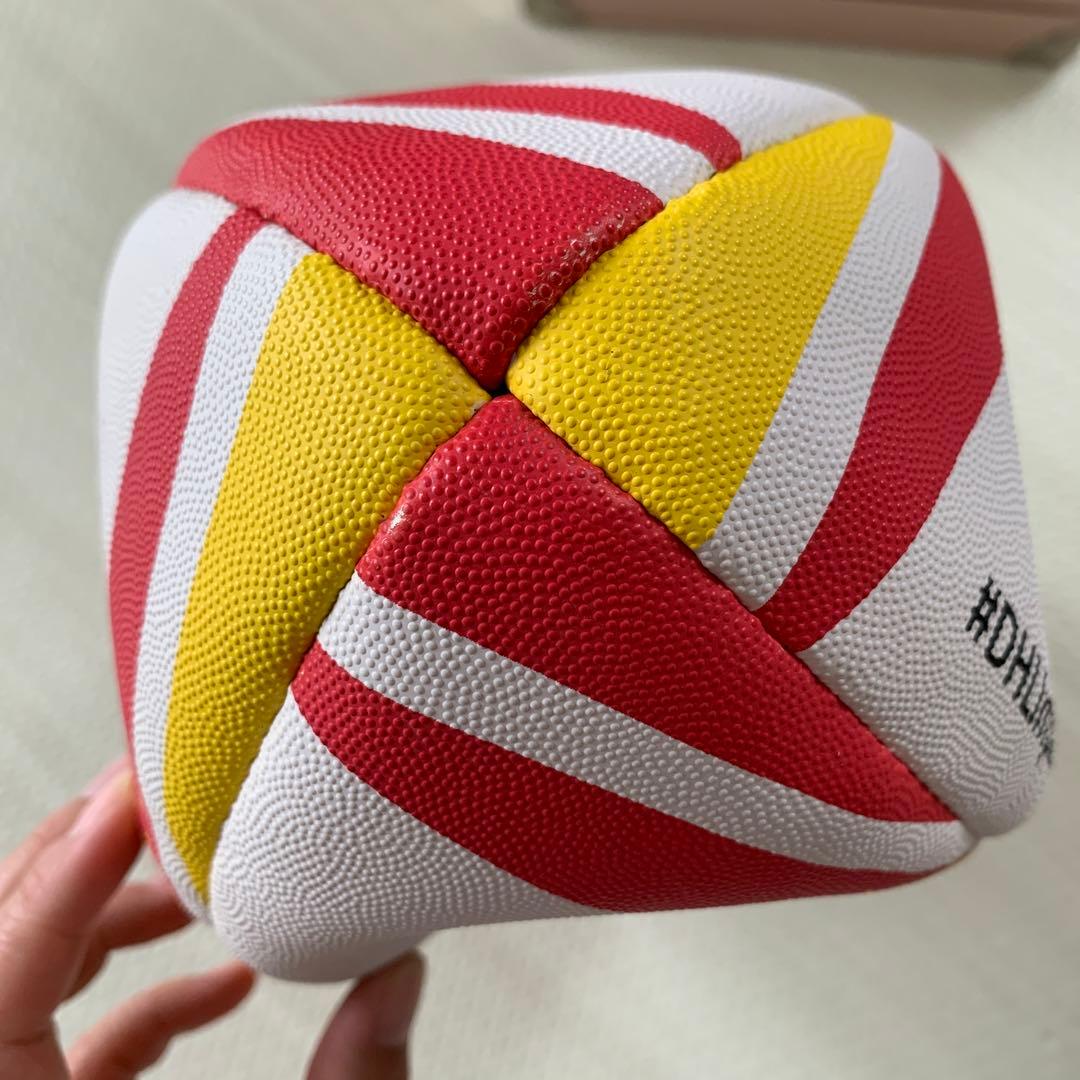 DHL ラグビーボール　GILBERT