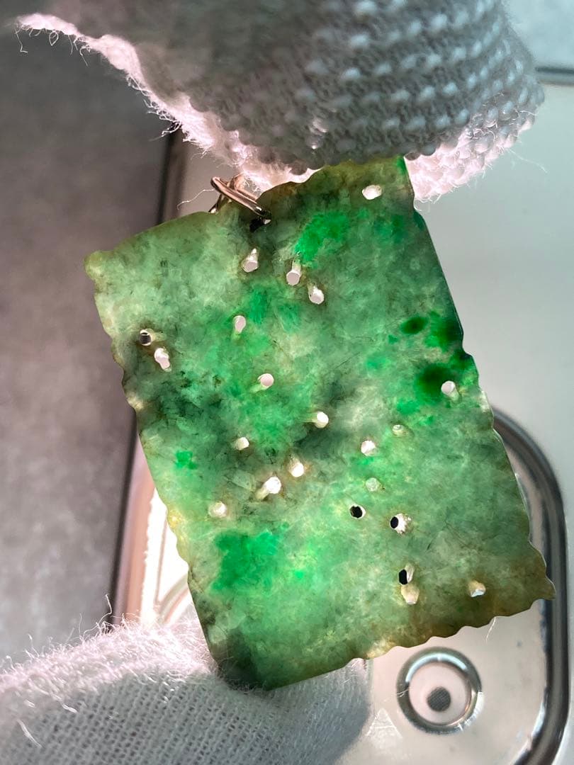 天然 古翡翠 清代 糸引透彫 K10 ペンダント 玉佩 根付