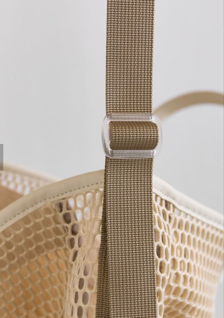 ⭐︎さま専用⭐︎新品未使用⭐︎先月購入⭐︎ メッシュライトショルダーバッグ