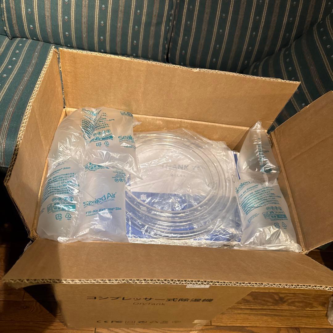 【美品】除湿機 コンプレッサー式 DryTank 3600