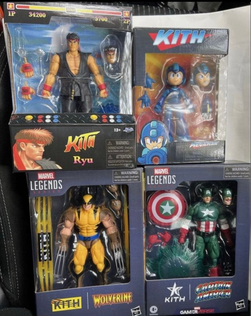 KITH キャプテン・アメリカ アクションフィギュア