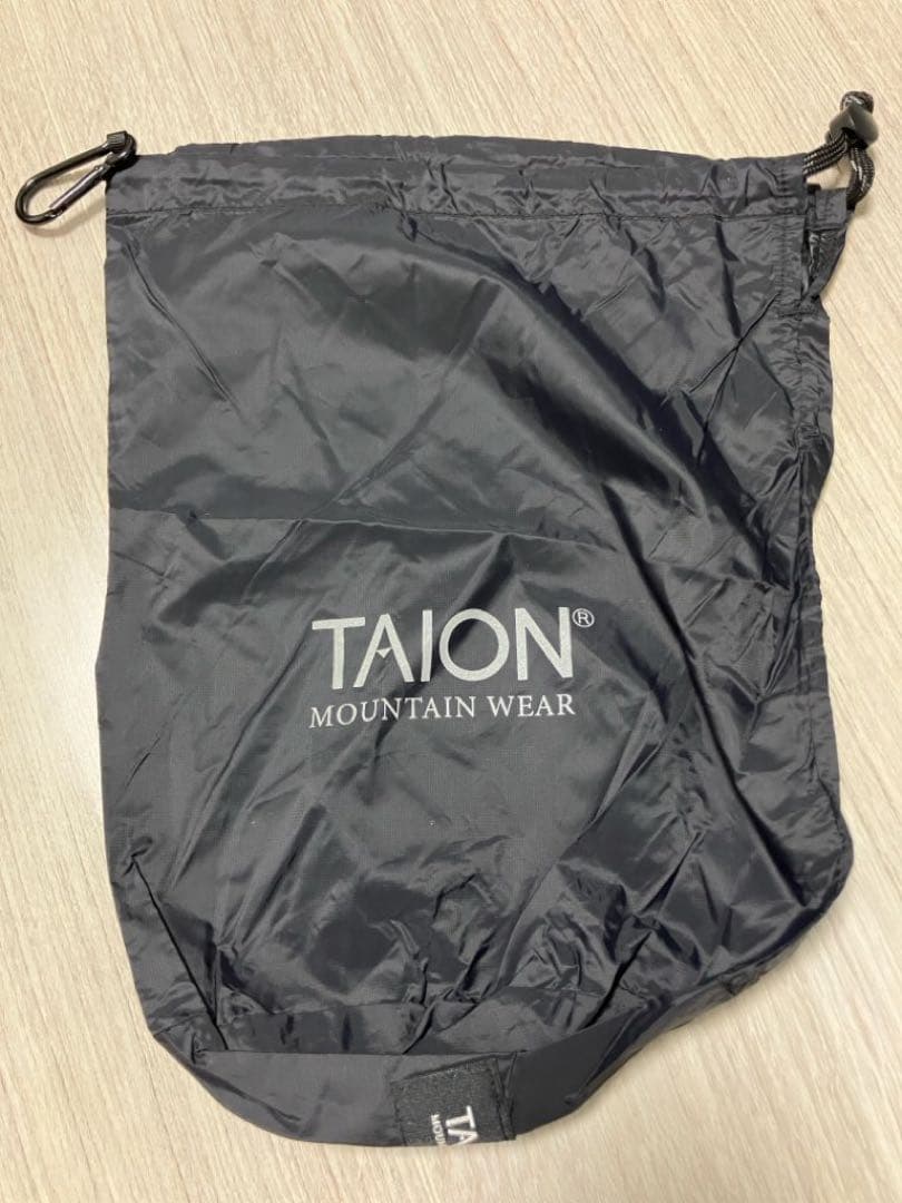 【美品】タイオン マウンテンパッカブルボリュームダウンジャケットL ブラック