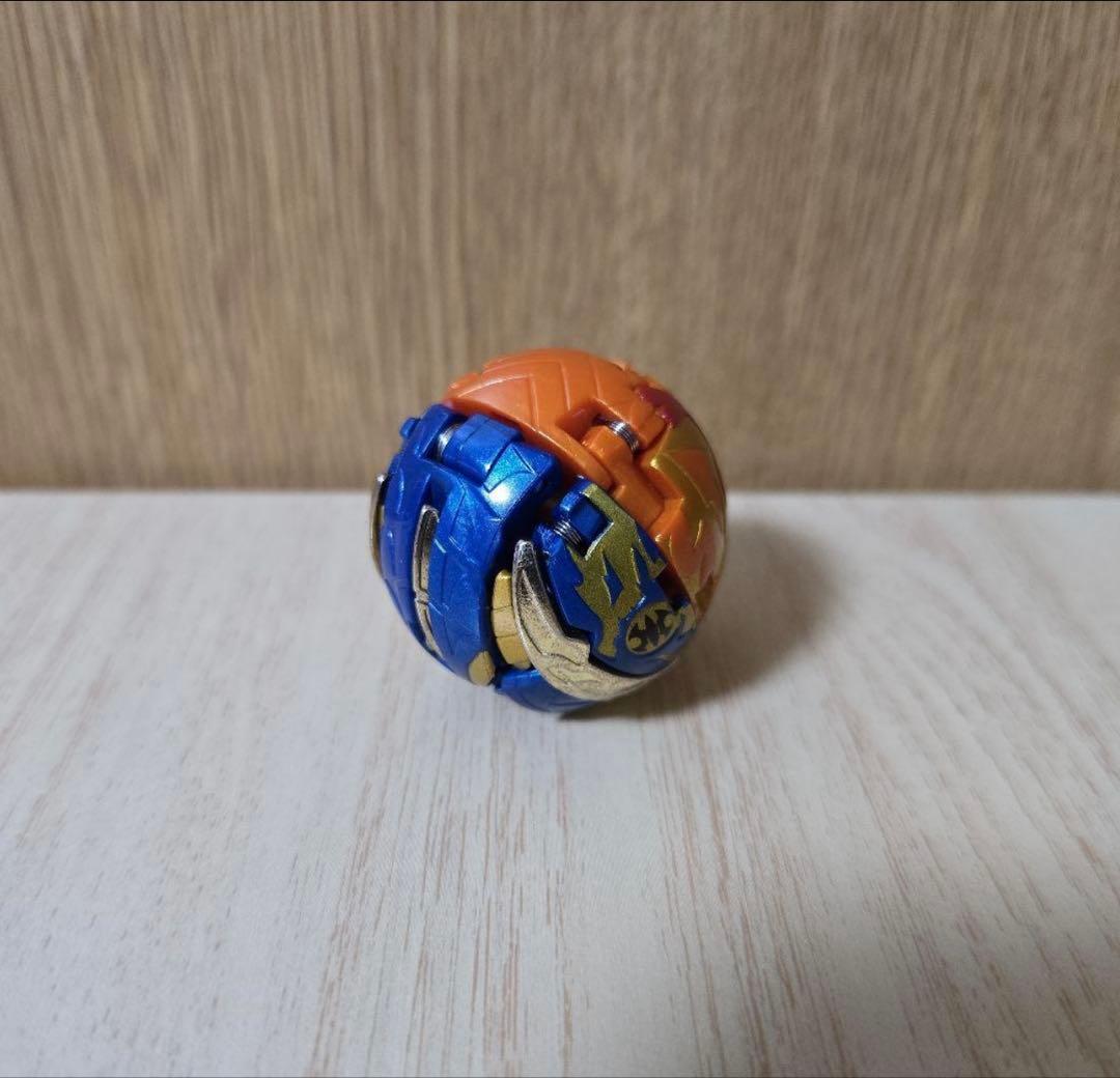 爆丸　轟ガリュウ 瞬ホルス 羅ビヨンド 3体セット 爆テク36㎜