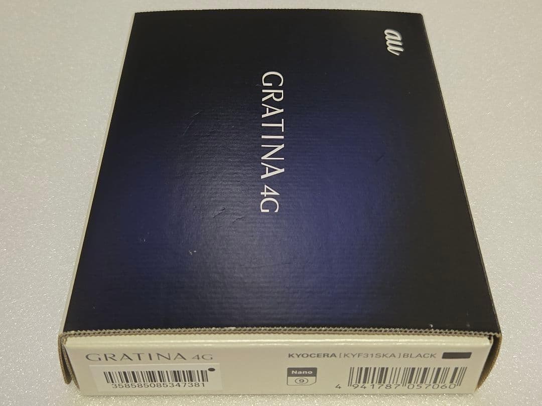 新品未使用 au GRATINA 4G KYF31 ブラック SIMフリー
