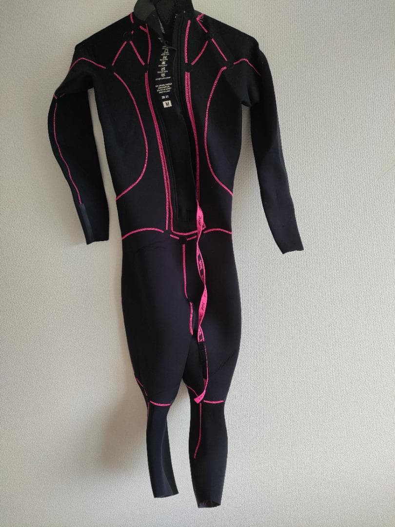 ウェットスーツ Mサイズ 黒とピンク　トライアスロン　ZOOT