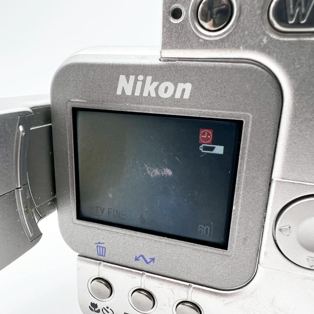 【完動品】Nikon COOLPIX SQ コンデジ シルバー 動作確認済