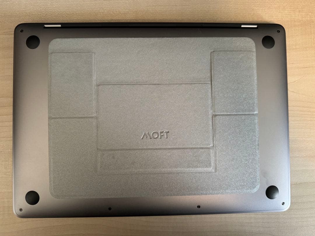 MacBook Pro 13.3インチ 256GB MUHN2J/A 2019年