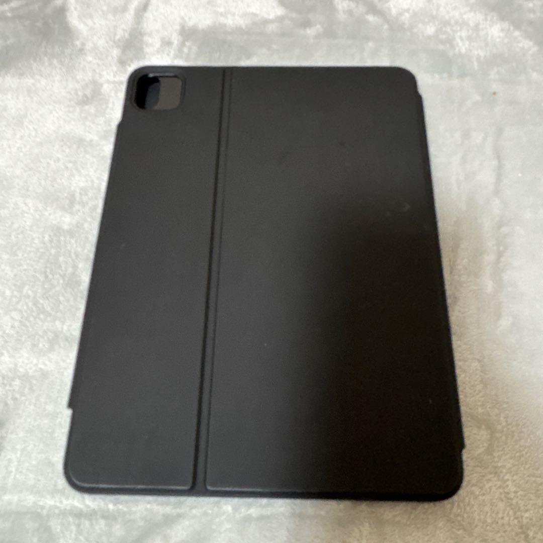 Apple iPad Air (第5世代) 本体 充電器・ケース付き