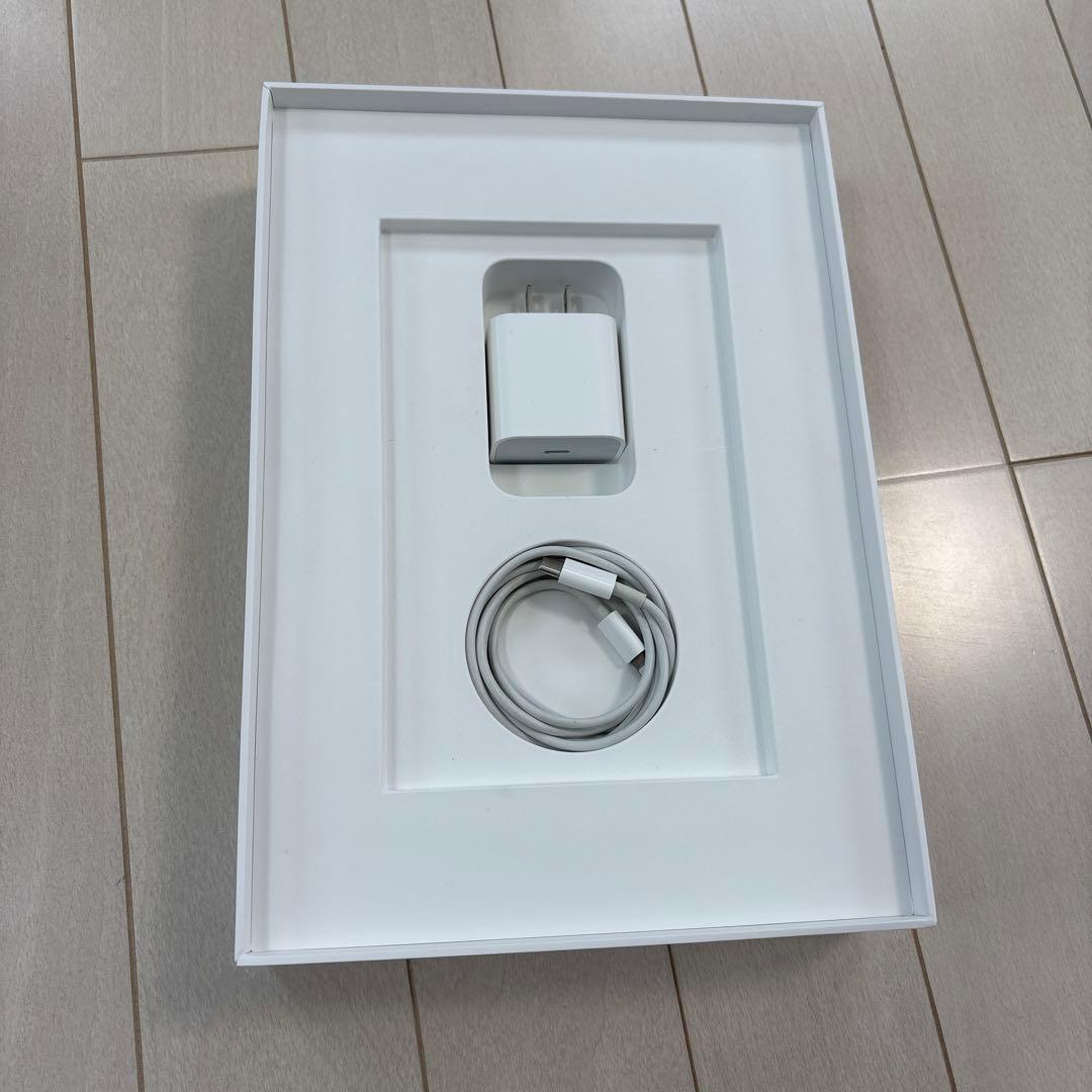 iPad 第8世代 本体