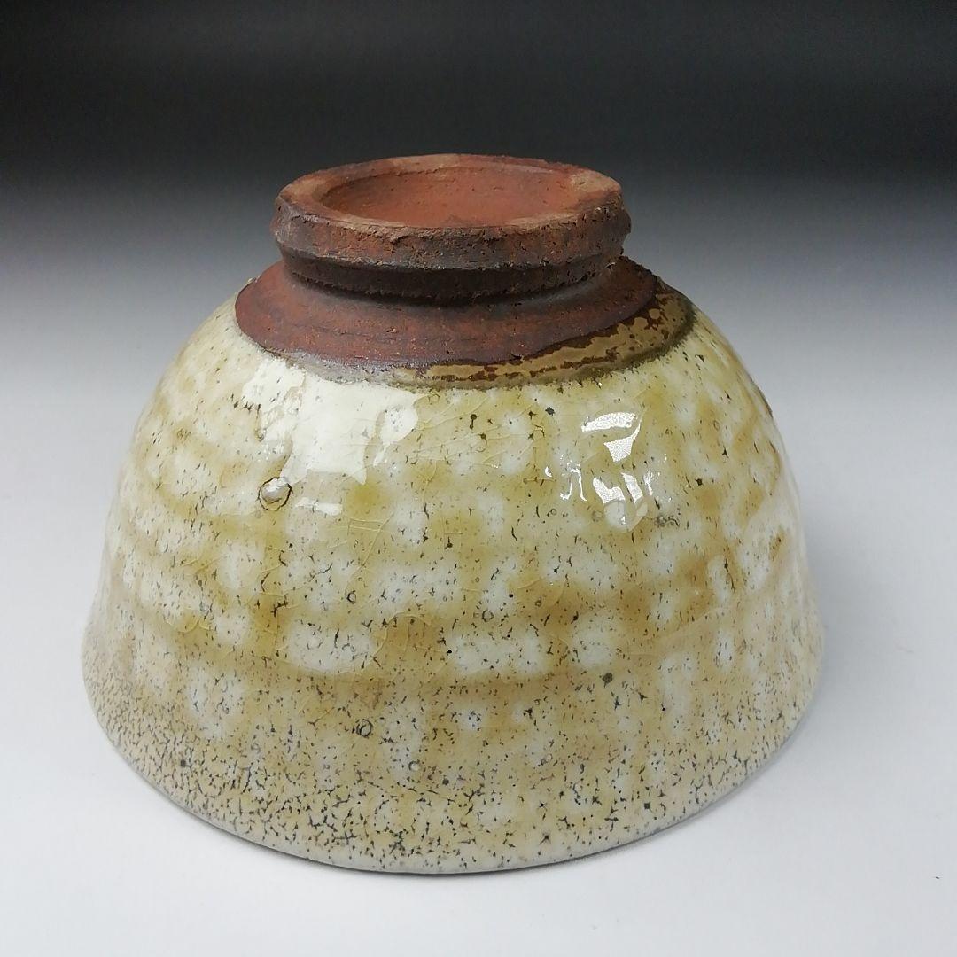 Ｔ８８　茶碗　『灰釉茶碗』『有岡保行作』　共箱　抹茶碗　茶道具