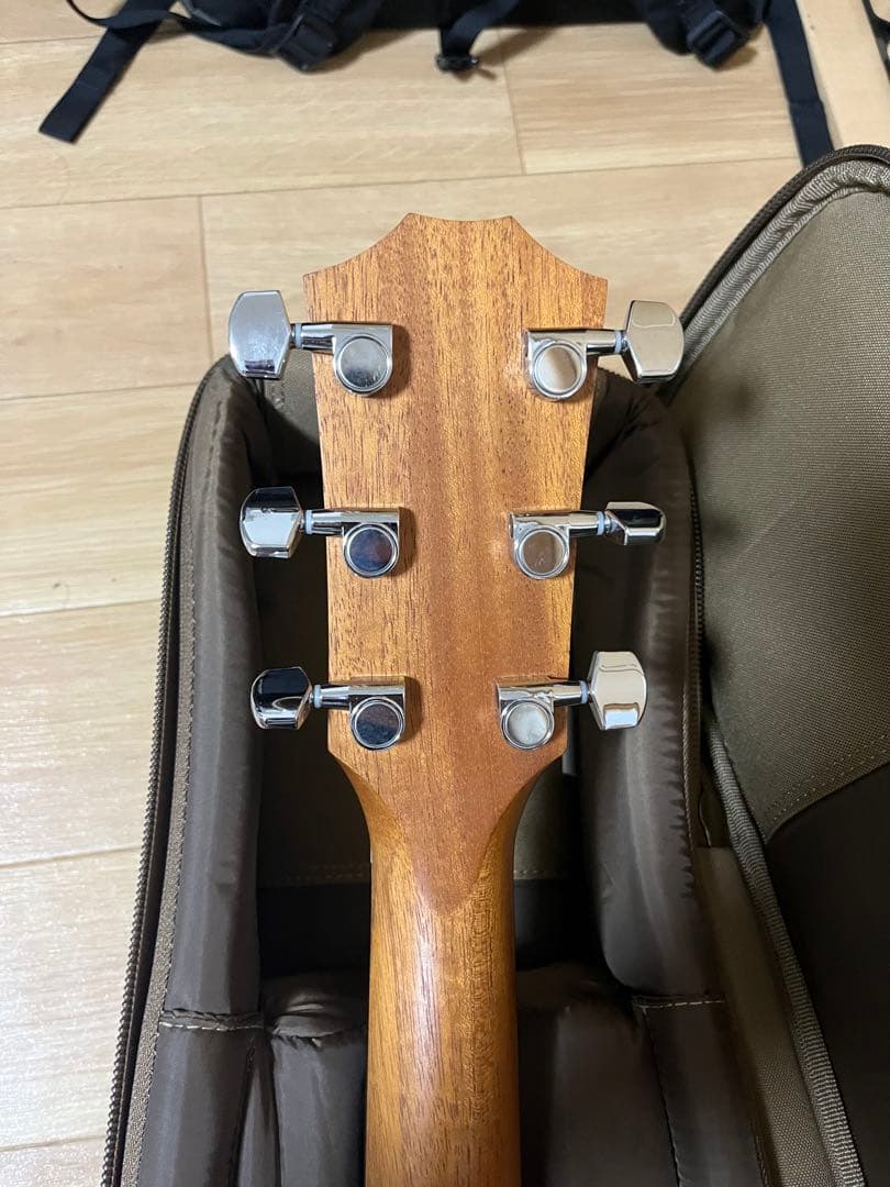 Taylor214ce-Koa SBギターケースピックカポ付き