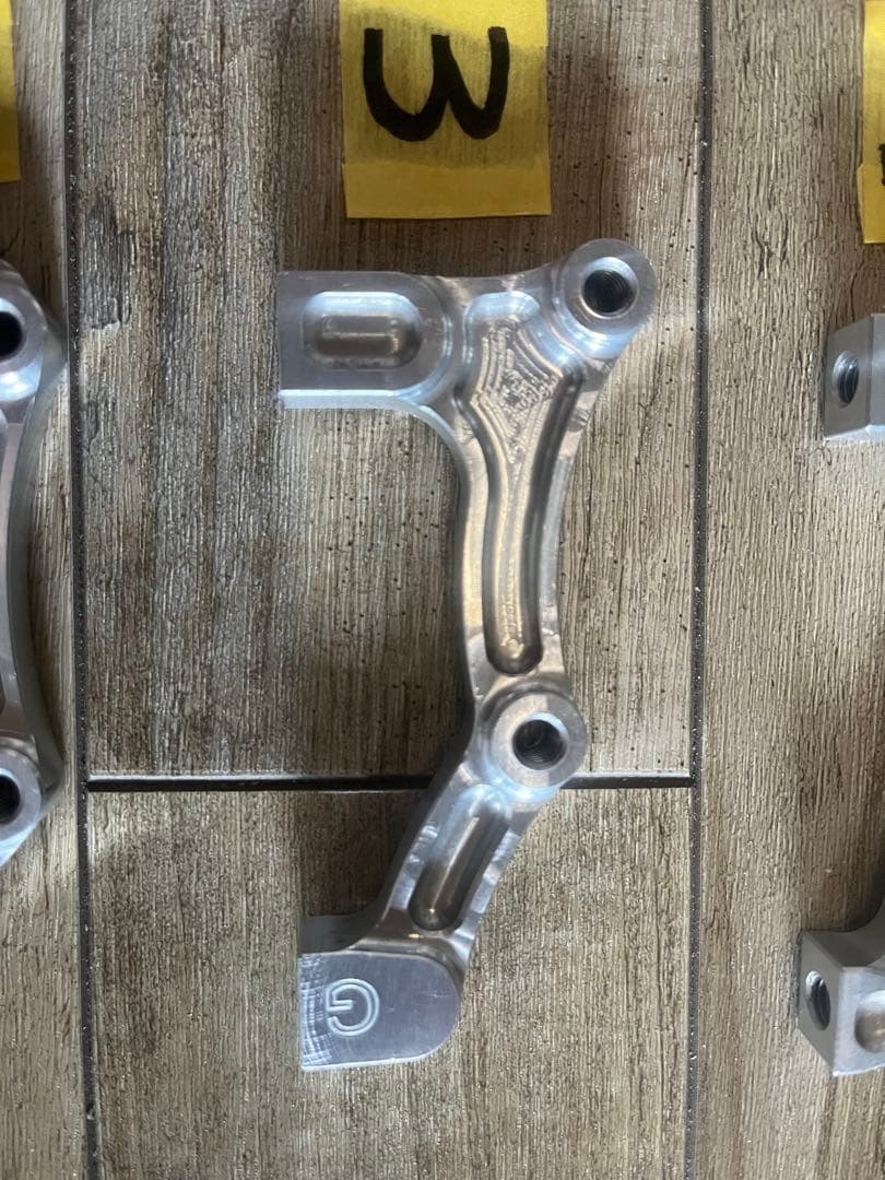 hope tech ブレーキ台座　（１個値段になります）