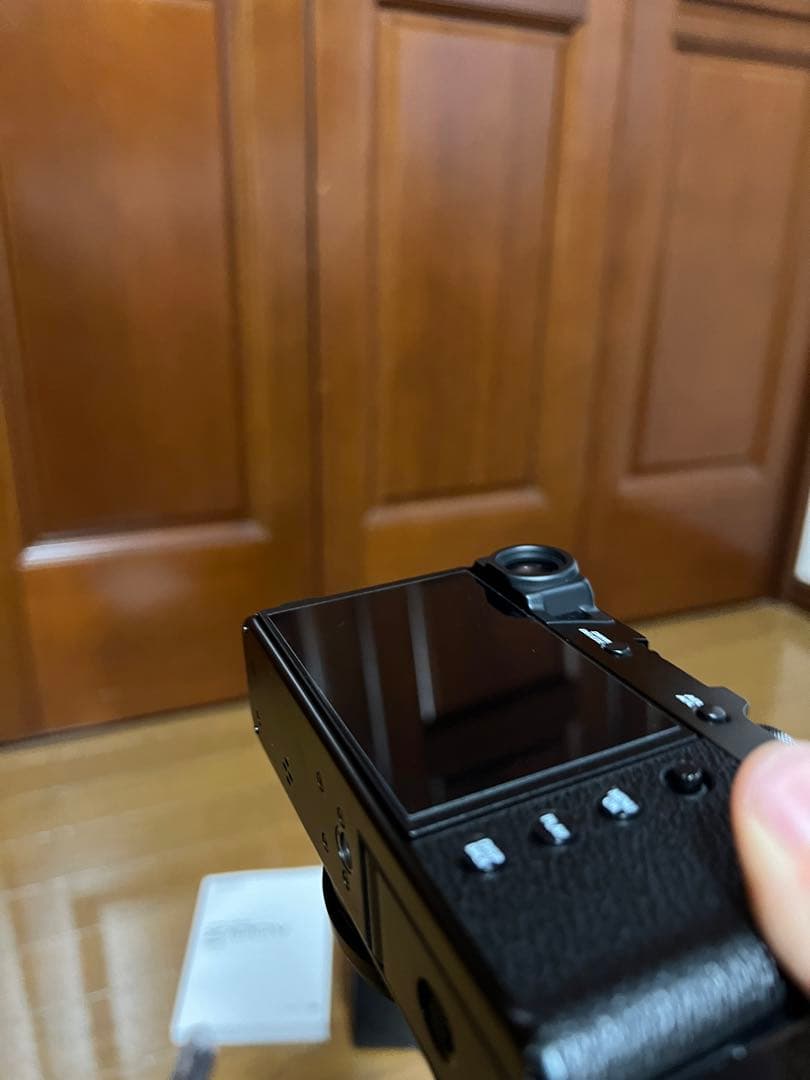 シ*ン様 FUJIFILM X100V ブラック 値下げはコメントへ