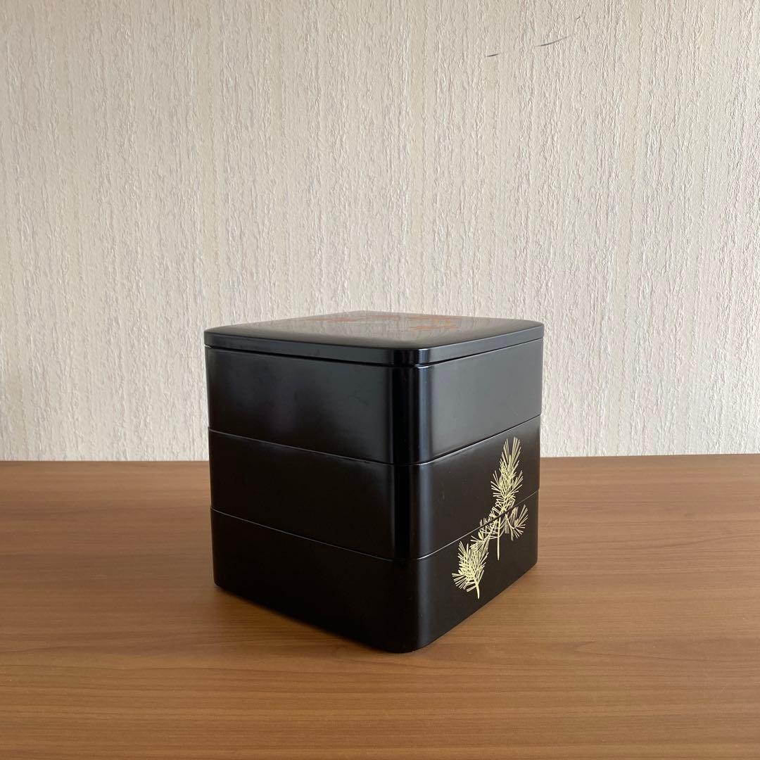 漆 三段重 黒 梅台松竹梅